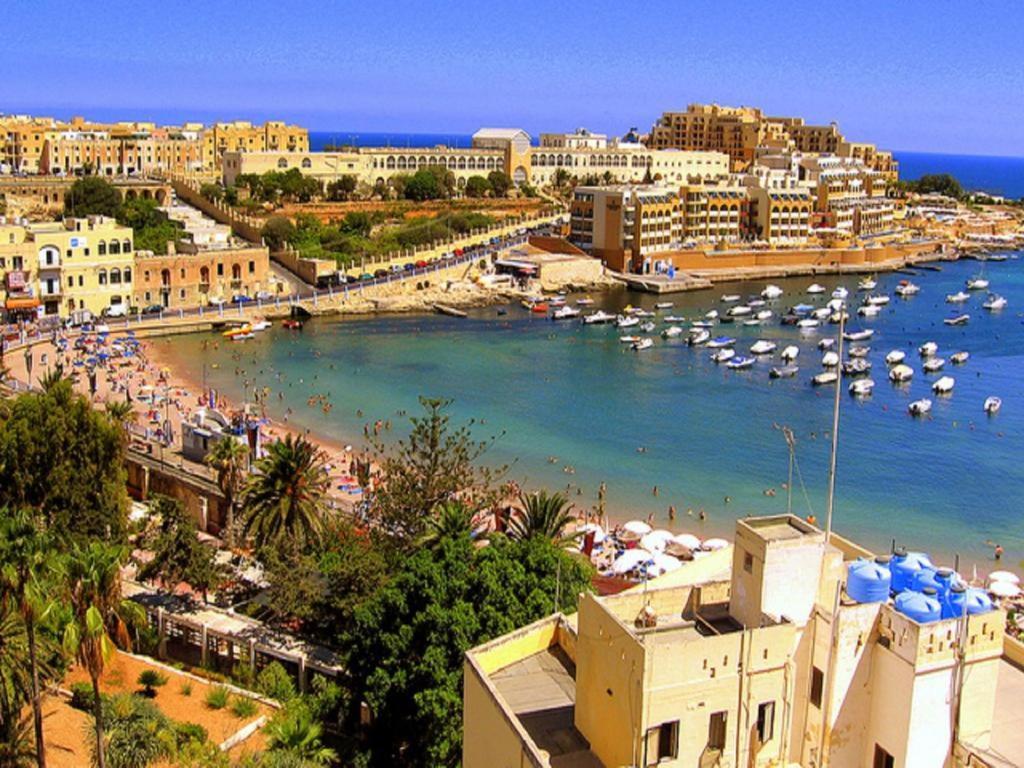 St Georges Bay Oasis Steps From The San Ġiljan